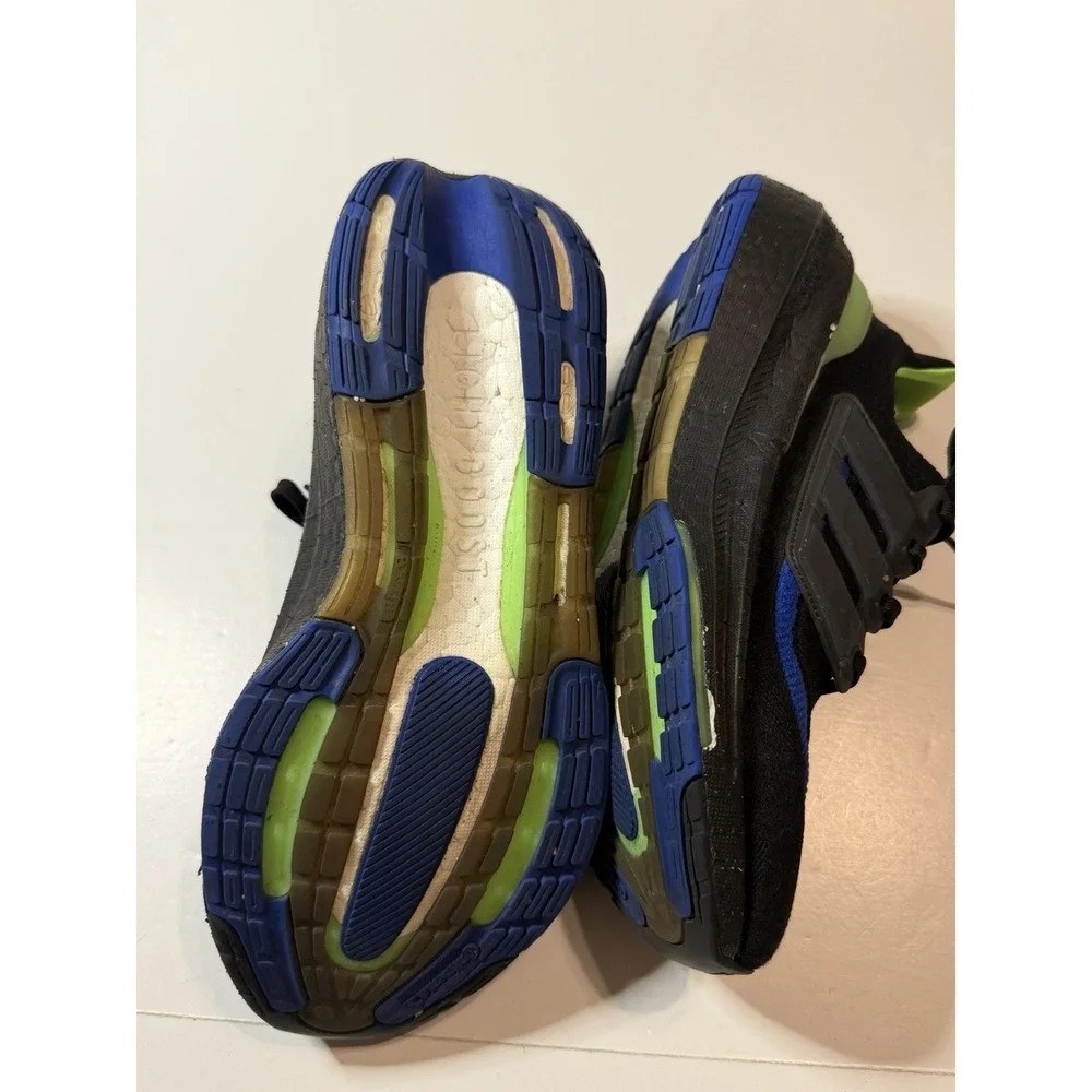 Adidas Ultraboost Light Size 9.5 Black Multi Color Run Walk Sneaker